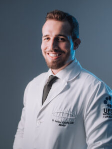 Picture of Dr. Gustavo Leão